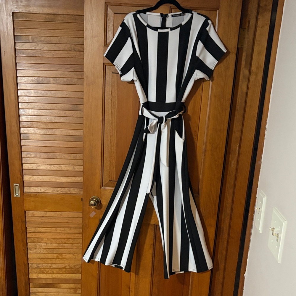 Boohoo Monochrome Jumpsuit